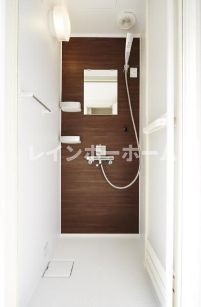 SpiLytus北千住のシャワールーム