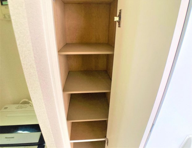 【玄関】 | 設備仕様は号室により異なる為、現況を優先とします。