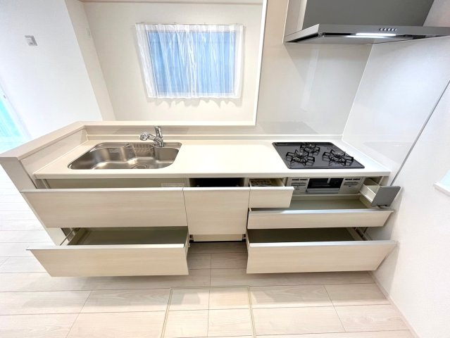 中頭郡読谷村字喜名の新築一戸建の内観：施工例|※未完成物件の為、同建築会社施工参考写真となります。