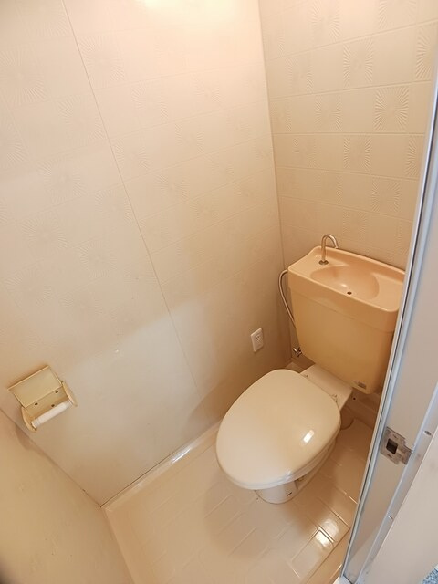 和歌山市黒田事務所のトイレ