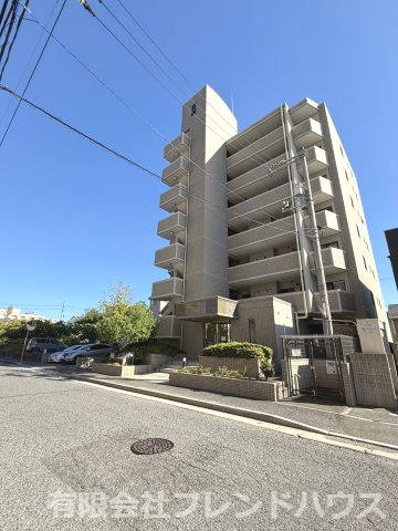 【周辺】 | グランドメゾン井口 | 前面道路含む外観