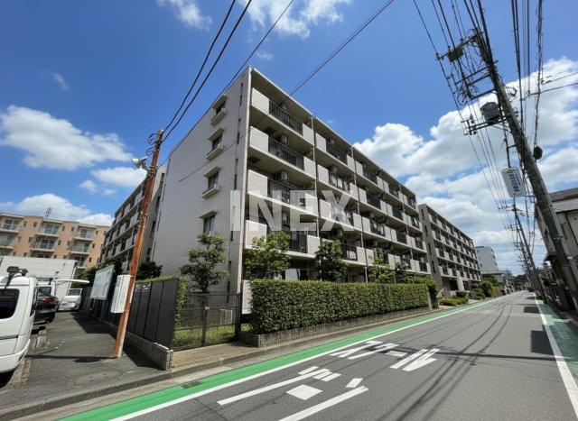 横浜市港北区新吉田東８丁目の賃貸マンションの外観