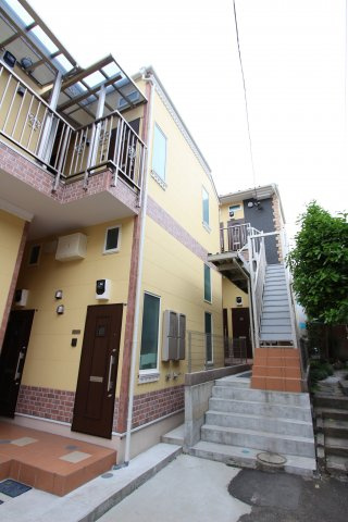 スティング 新子安