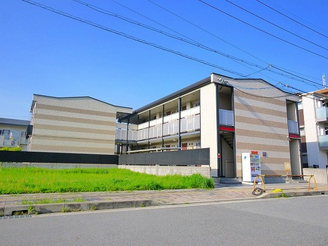 レオパレスグリューナー