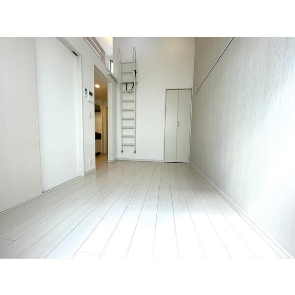 グローレ道徳の居間・リビング