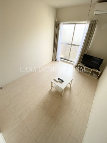 クレイノ山栄ハイツの洋室