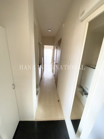 クレイノ山栄ハイツの玄関