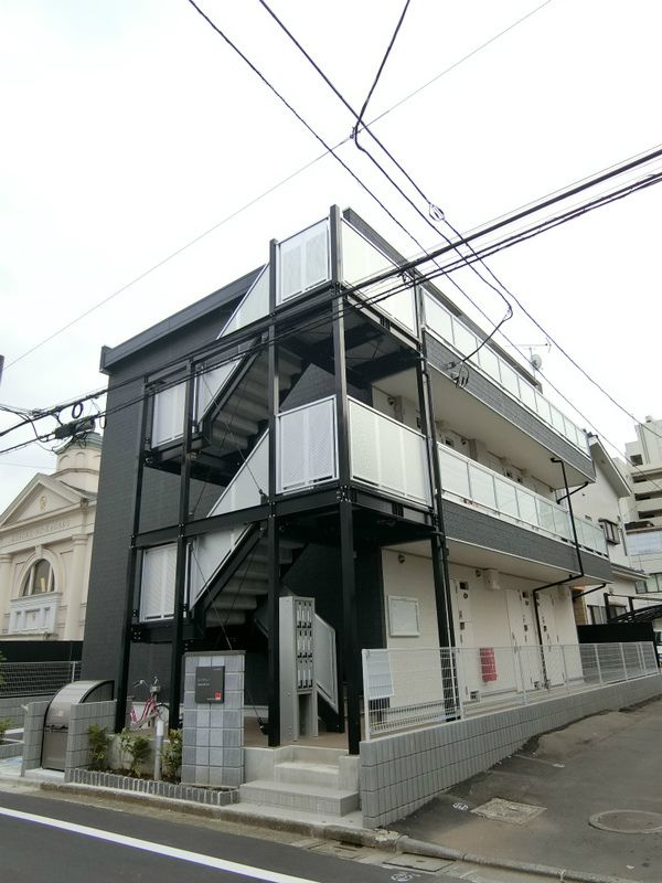 リブリ・リア　コートの外観