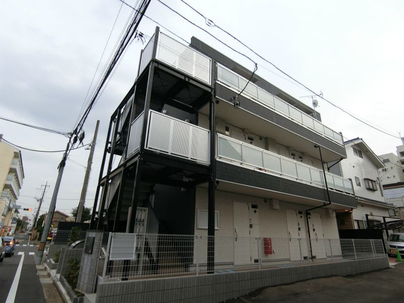 リブリ・リア　コートの外観