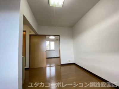 【居間・リビング】 | ◎収益物件◎コーポOTK