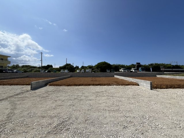 中頭郡読谷村字喜名の新築一戸建の外観|2025/10/10　現地写真