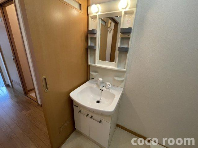 アクアスコヒジの独立洗面台