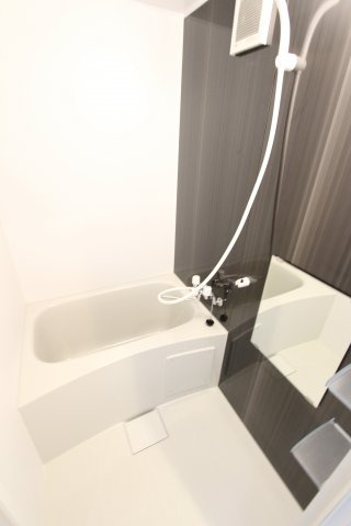 ユナイト 白楽ミーシアの浴室|同タイプ参考写真です。