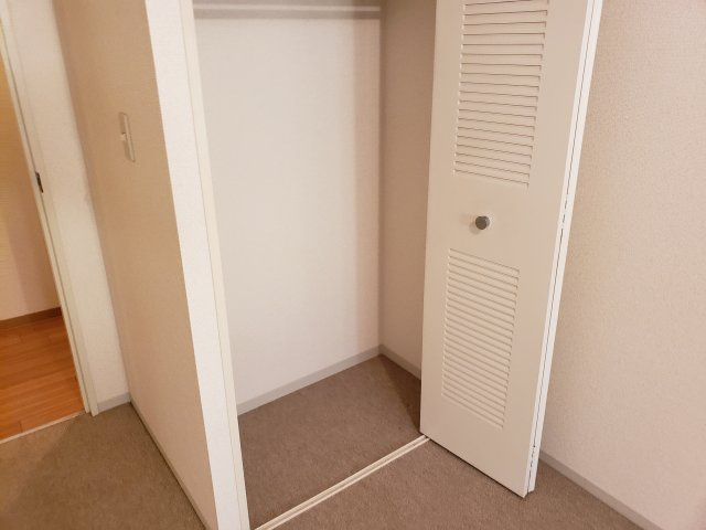 グランドコートB棟の収納