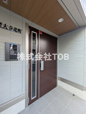 【エントランス】 | D-comodo深大寺北町