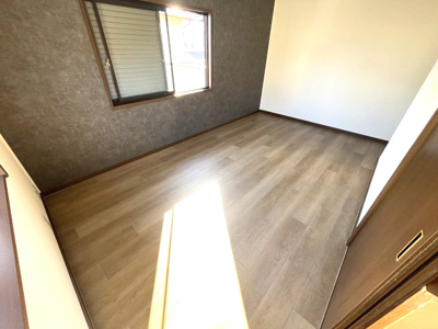 【洋室】 | 香芝市逢坂8丁目