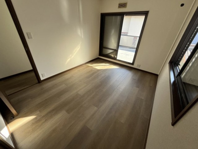 【洋室】 | 香芝市逢坂8丁目