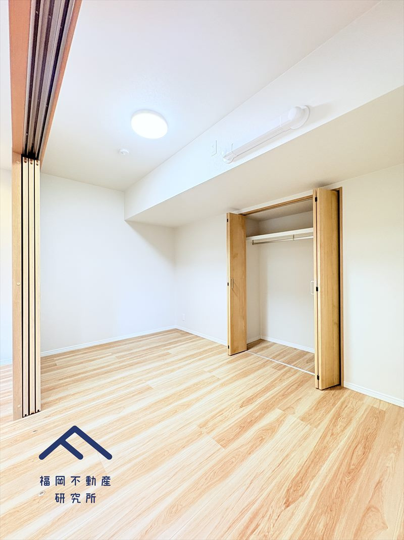 ヴォルフスガルテン二日市の洋室