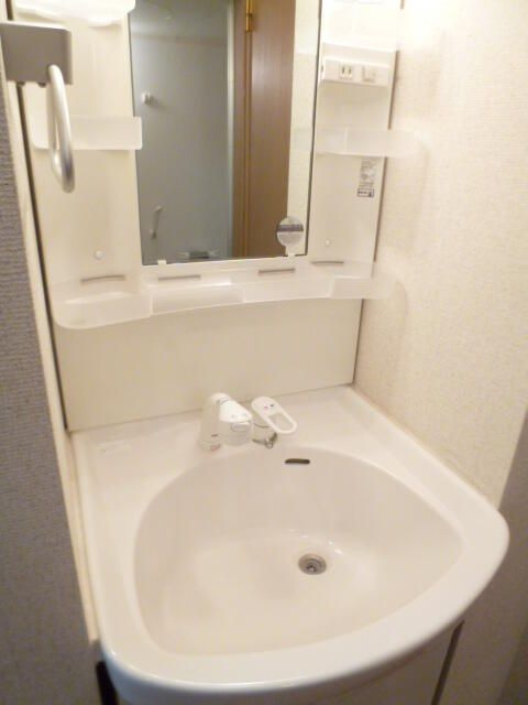 アルブル府中の独立洗面台