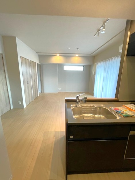 文の杜テラスの居間・リビング|※写真は同タイプの別室になります