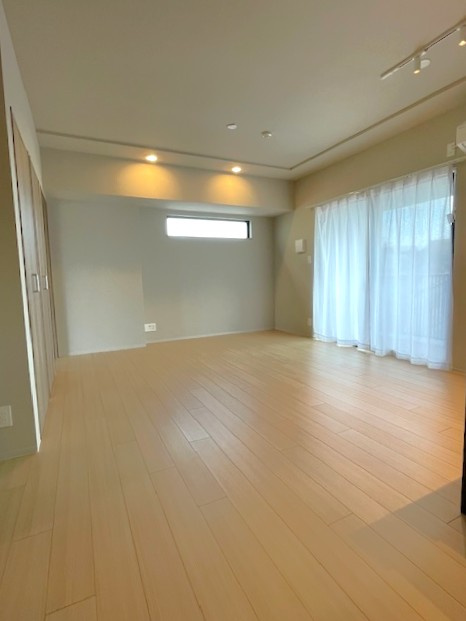 文の杜テラスの居間・リビング|※写真は同タイプの別室になります