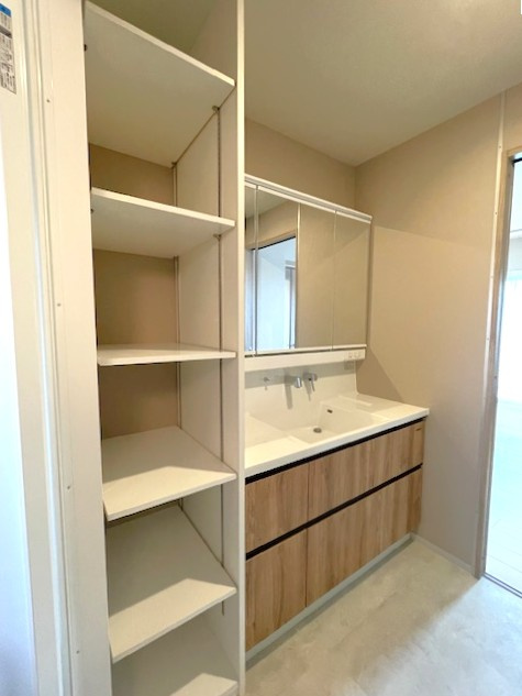 文の杜テラスの独立洗面台|※写真は同タイプの別室になります