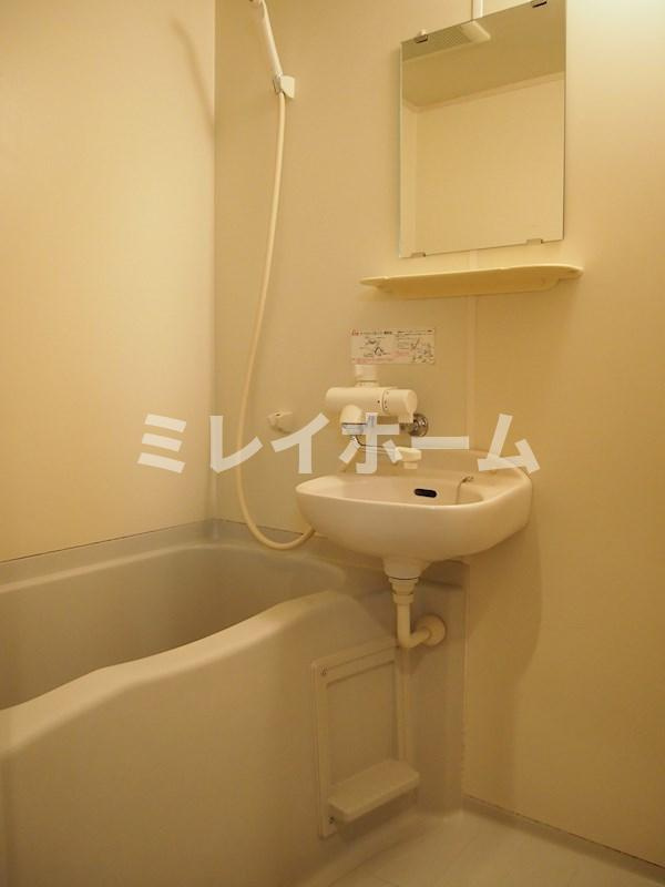 ルーブル戸越公園弐番館の浴室