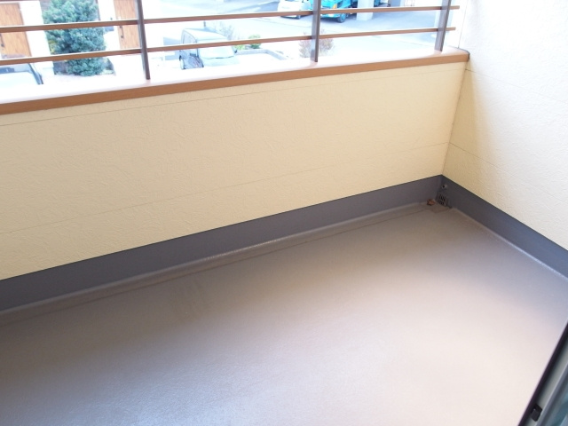 Ａｍｏ　Ａｅｗｚｚｏ（アーモ　アレッツォ）のバルコニー