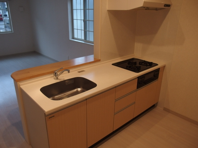 Ａｍｏ　Ａｅｗｚｚｏ（アーモ　アレッツォ）のキッチン