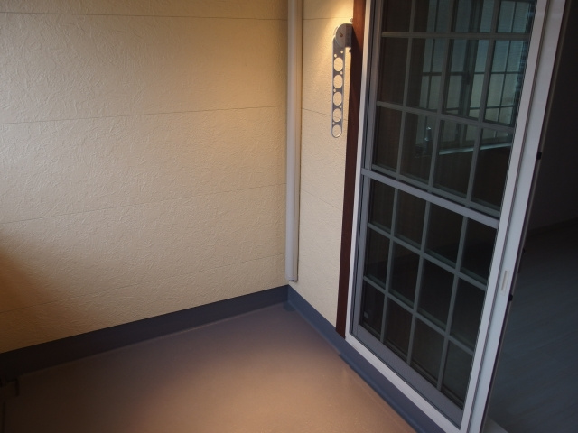 Ａｍｏ　Ａｅｗｚｚｏ（アーモ　アレッツォ）のバルコニー