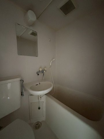 コクブマンションの浴室