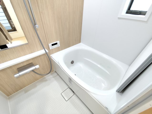 AXIS A(アクシズエー)の浴室