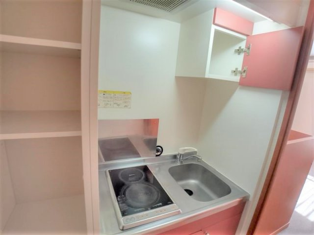 レオパレスドイシャンⅠのキッチン|設備・仕様は号室により異なる為、現況を優先致します。