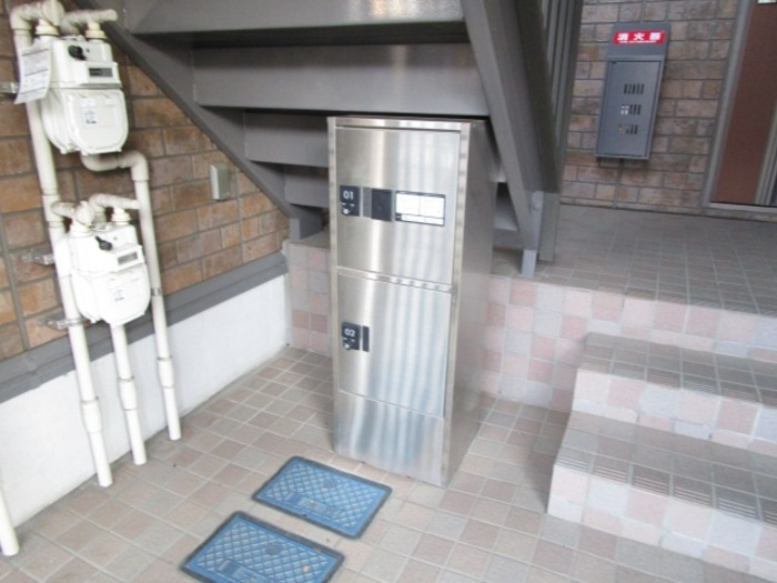 パレス・ザ・グリーン　Ａ・Ｂのエントランス