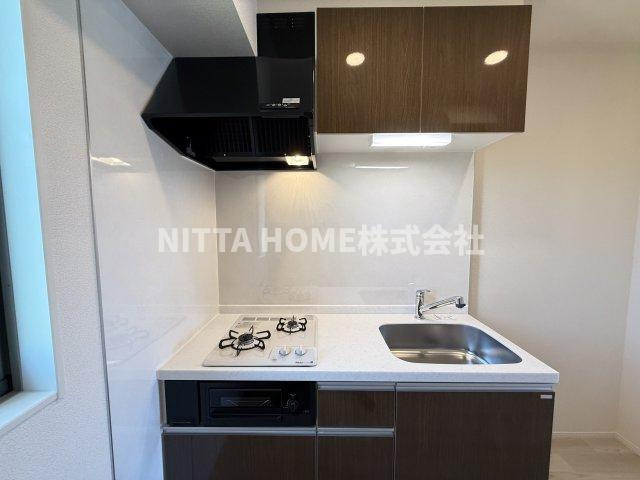 Ｌａ・Ｎｏｒｄ．のキッチン|上下に収納がついている２口コンロ付きキッチン◇