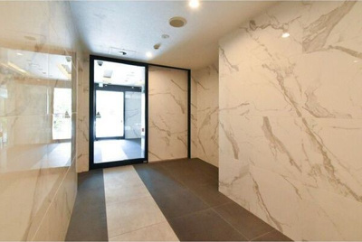 【ロビー】 | レジデンス門前仲町スクエア【旧:ALTERNE門前仲町（オルタナ門前仲町）】