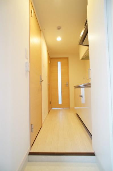 リブリ・Milk-Tの玄関