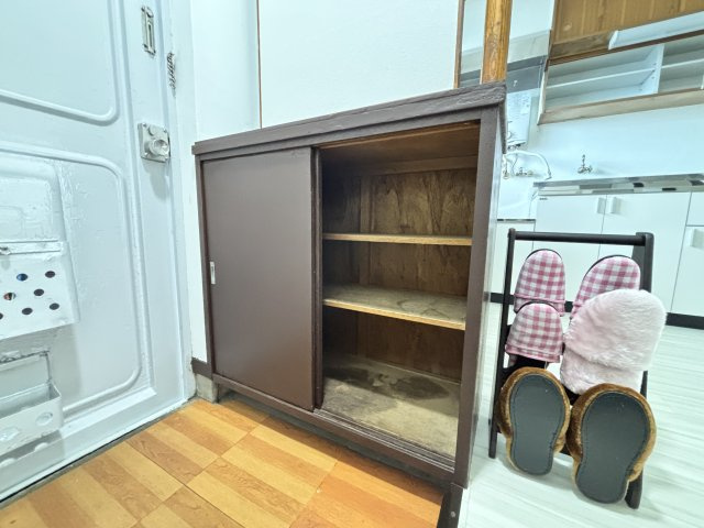 晃伸ハイツの内装