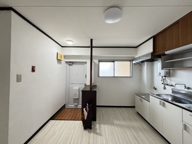 晃伸ハイツの内装