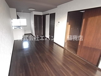 【居間・リビング】 | グリーンハイツ | 使いやすい居間です