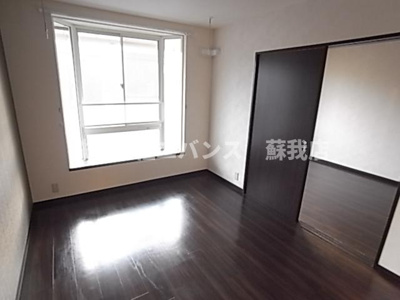 【寝室】 | グリーンハイツ | ゆとりの広さです