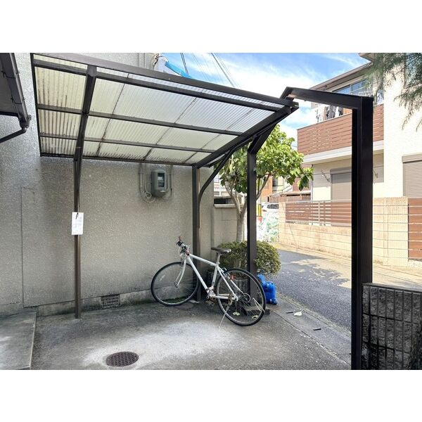 サンシャインシルク嵯峨の駐車場|駐輪スペース