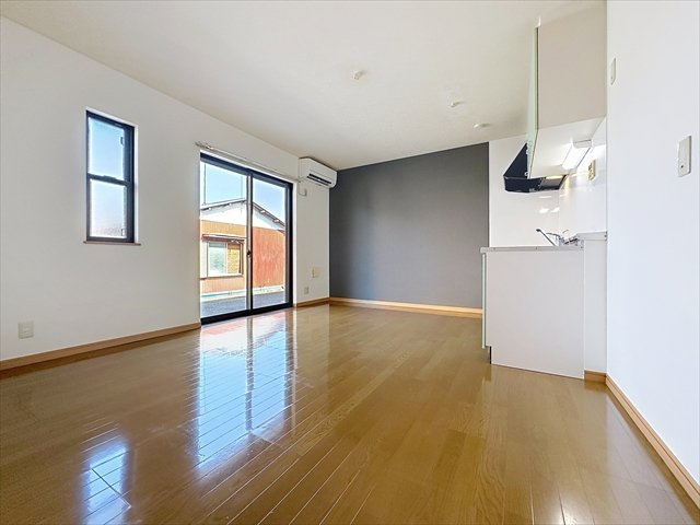 デュプレックス青山Ⅲの居間・リビング