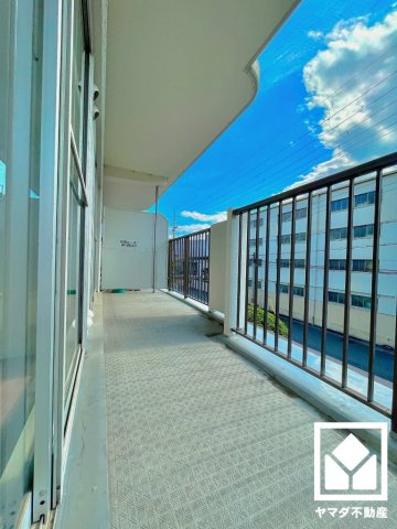 マイプラザ塔南のバルコニー