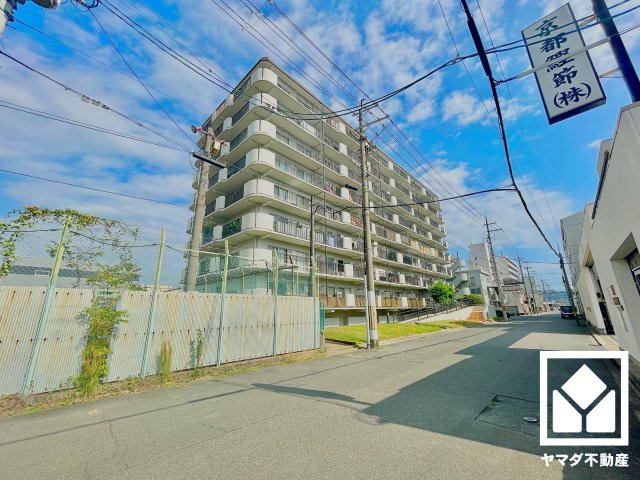 マイプラザ塔南の外観