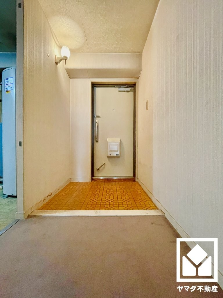 マイプラザ塔南の玄関