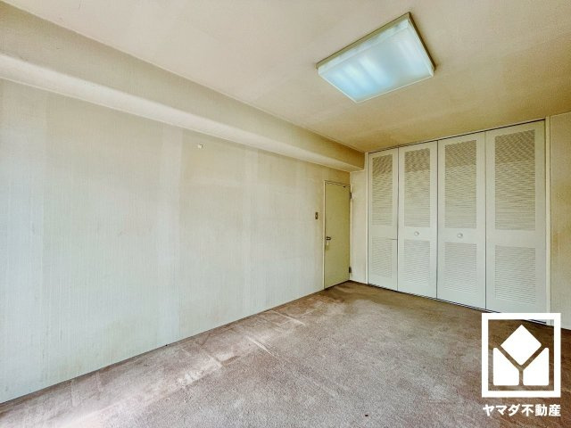 マイプラザ塔南の洋室