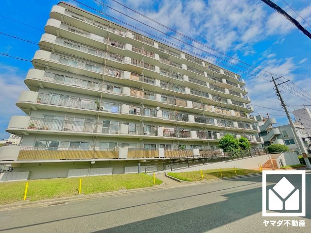 マイプラザ塔南の外観