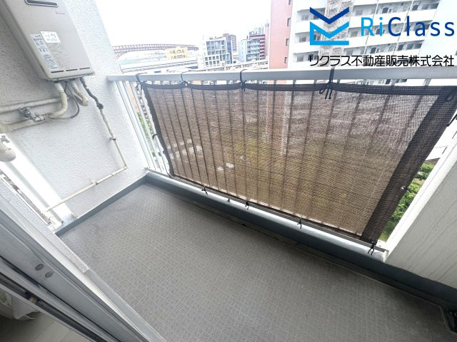 天保山第5コーポ1号棟のバルコニー|お洗濯にも便利なバルコニー付き