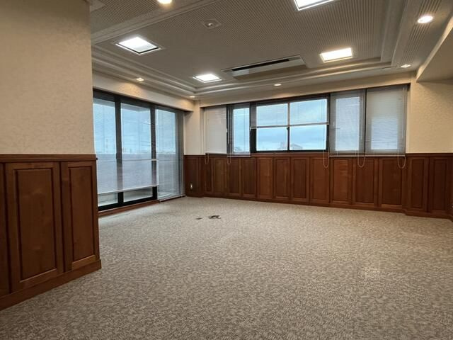 全広社ビルの内装